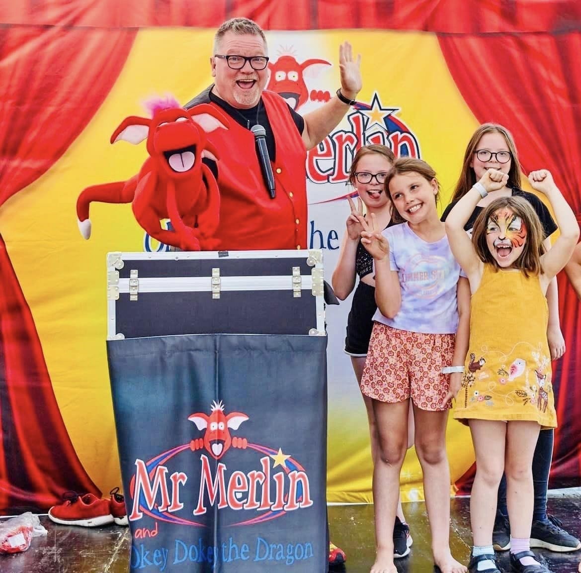 Mr Merlin children's Entertainer Bournemouth having fun at a party